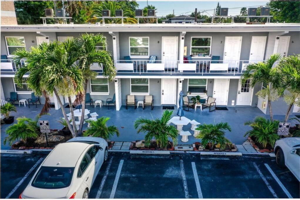 Sunset Beach Suites At Madeira Beach! Pet Friendly With Summer Breezes! - Suite 6 St. Pete Beach Exterior foto