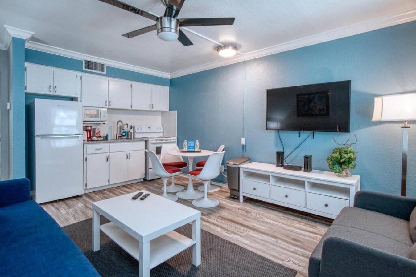 Sunset Beach Suites At Madeira Beach! Pet Friendly With Summer Breezes! - Suite 6 St. Pete Beach Exterior foto
